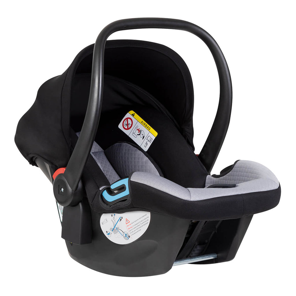 protect™ Infant Car Seat Newborn Essential Mountain Buggy®